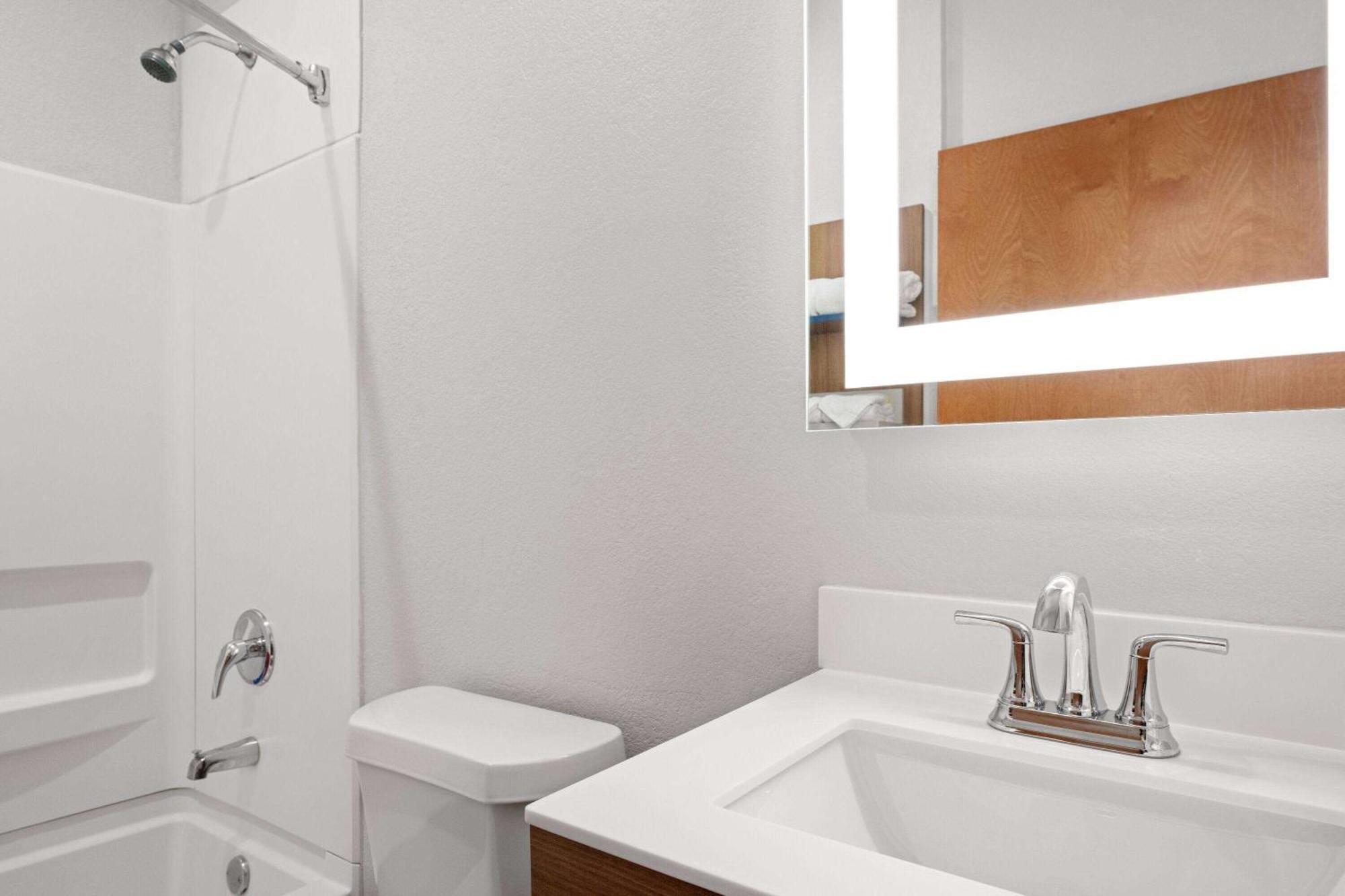 Microtel Inn & Suites By Wyndham Of Houma Dış mekan fotoğraf